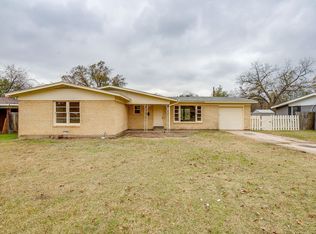 4315 Mackey Dr, North Richland Hills, TX 76180