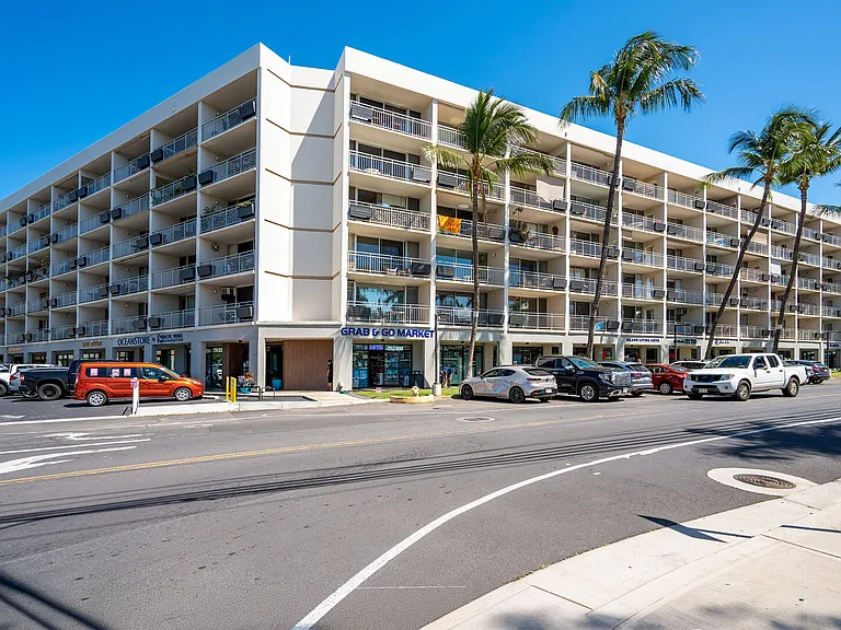 S Kihei Rd — Photo 35
