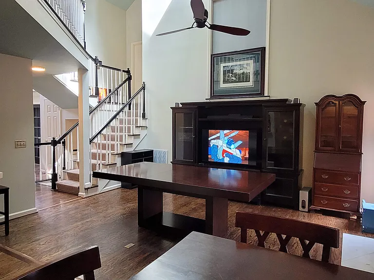 5917 Manor Pl — Photo 17