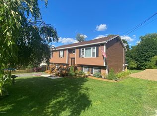 78 Brickyard Ct, North Adams, MA 01247