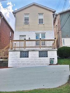 1428 Wolfe Ave, Braddock, PA, 15104