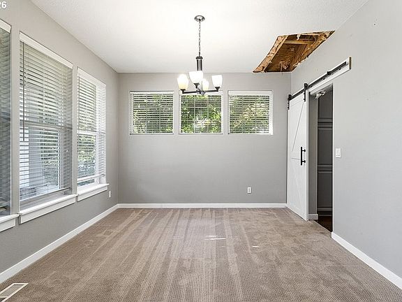 3rd image of 10789 SW Clear St