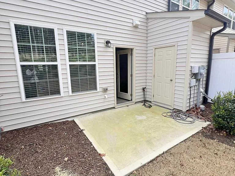 1429 Scholar Dr — Photo 12