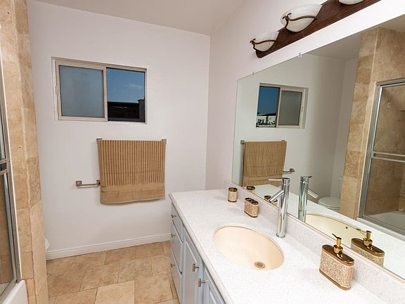 5th image of 216 S Gale Dr APT C
