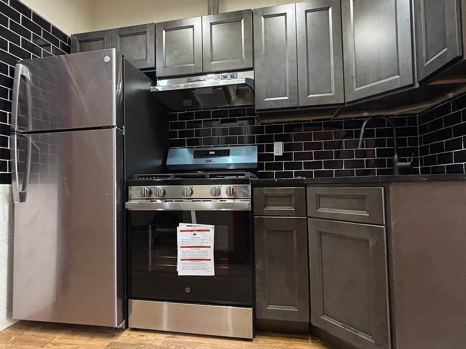 1st image of 315 Jefferson St #2
