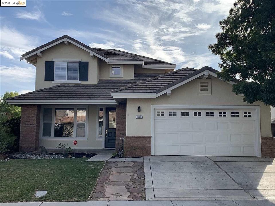 1st image of 640 Merritt Ct
