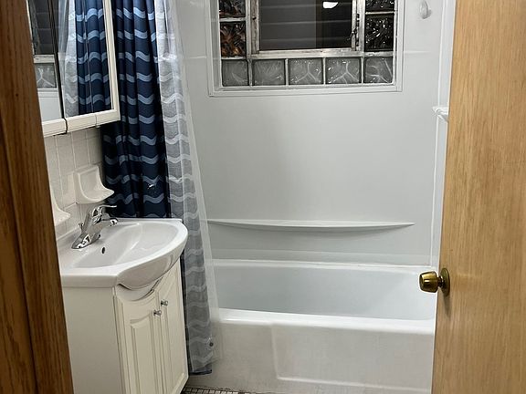 2nd image of 8228 Walsh Ln APT 1R