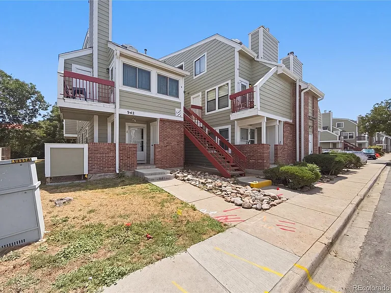 942 S Dearborn Way #10 — Photo 19
