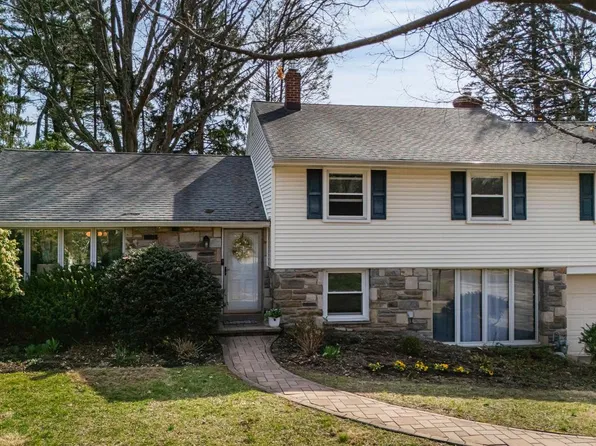 634 Linton Rd, Huntingdon Valley, PA 19006