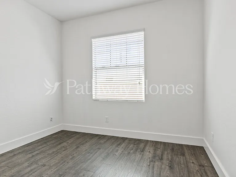 20996 W White Rock Rd — Photo 16