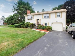 20 Canonchet Rd, Seekonk, MA 02771