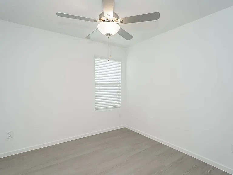 2736 River Knoll Ln — Photo 16