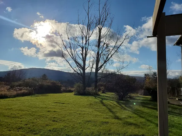 119 Etna Rd, Ithaca, NY 14850