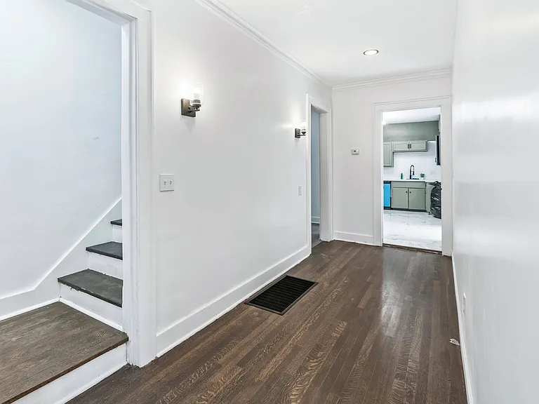 4347 Benton Blvd — Photo 1