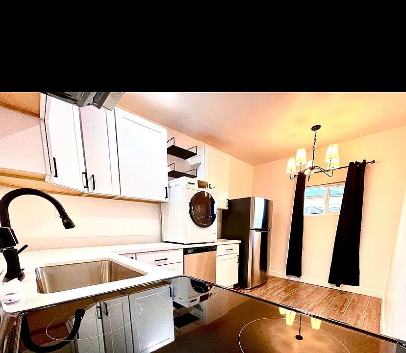 1st image of 1538 W McKinley St #B