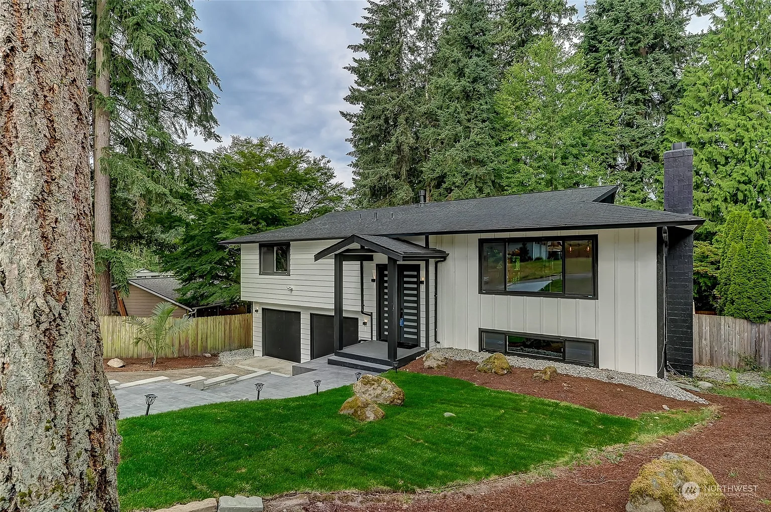 13807 128th Avenue NE photo 1