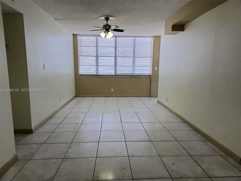 2025 NE 164th St #710 — Photo 2