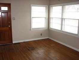 5th image of 2500 E Oregon St