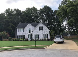546 Morning Glory Ct, Sugar Hill, GA 30518