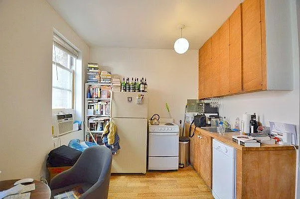 Rented by Bold New York | media 19