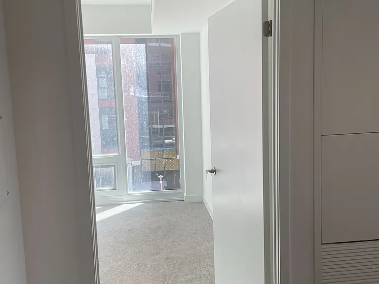4010 Eglinton Ave W #321 — Photo 11