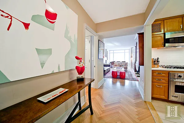 Rented by Halstead Real Estate | media 8