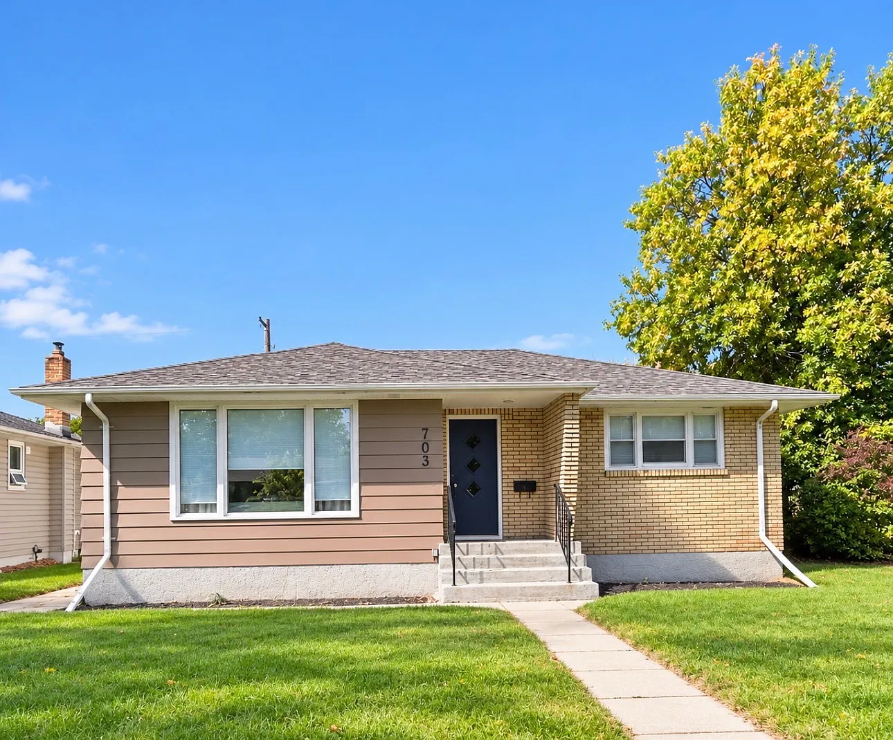 703 Waterloo St — Photo 1