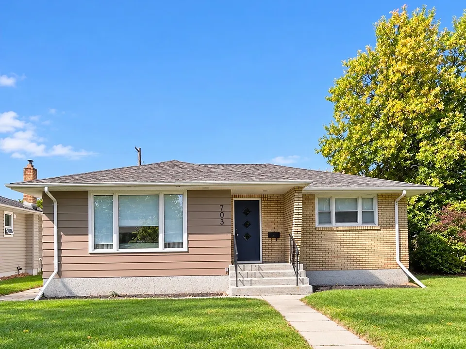 703 Waterloo St
