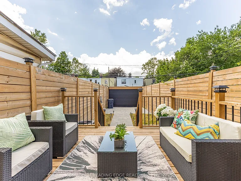 12 Marigold Ave — Photo 34