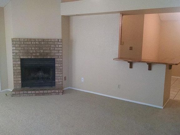 3rd image of 3713 W Ivanhoe St