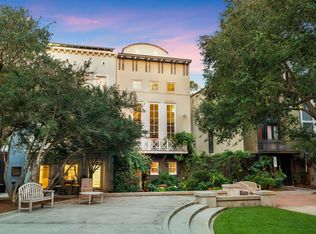 301 E Ruskin Pl, Pt Washington, FL 32459