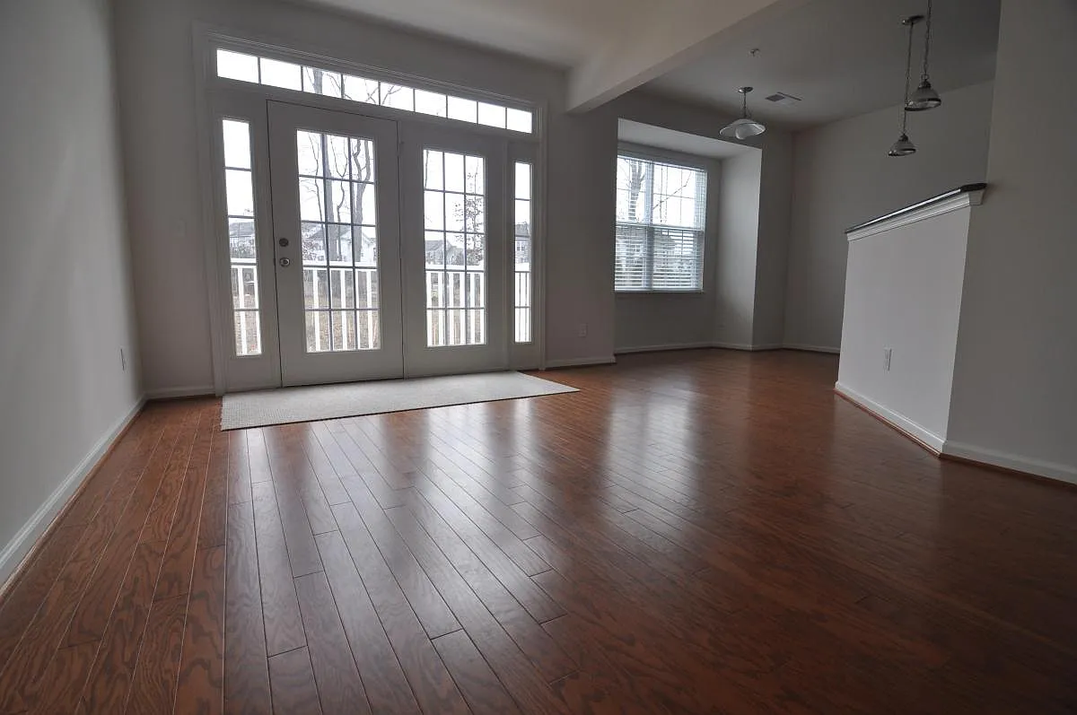 45669 Winding Branch Terrace — Photo 2