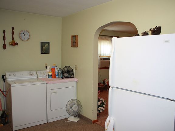 Washer/Dryer Included