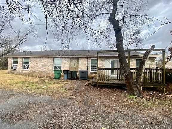 2nd image of 5204 Knight Rd