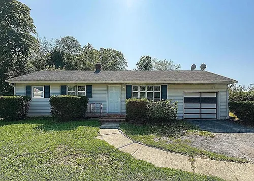681 Aldrich Rd Photo 1