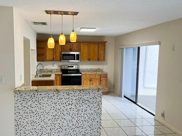 3094 Bermwood Ln #237 — Photo 9