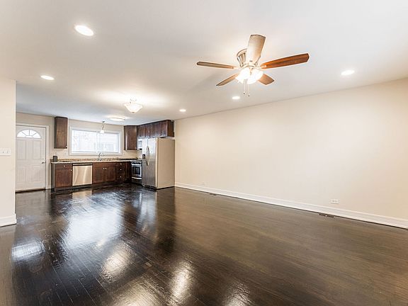 4th image of 4326 N Kedvale Ave APT F
