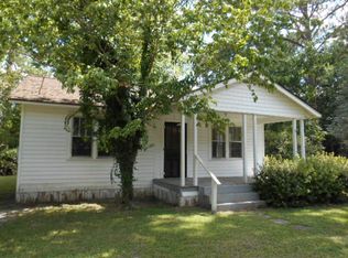 157 Hopkins St, Waycross, GA 31501