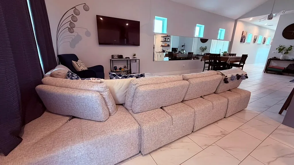 3 bed, 2029 sqft, $4,500 — Photo 4