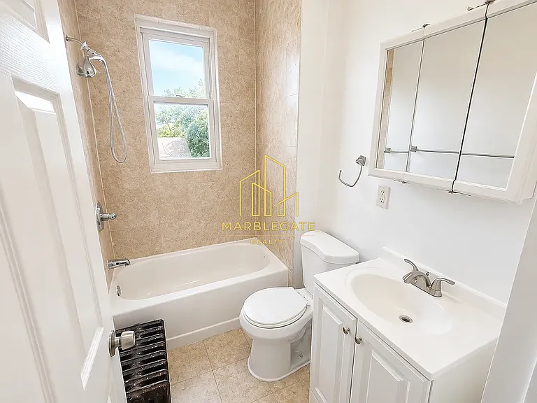 233 Littleton Ave #122 — Photo 7