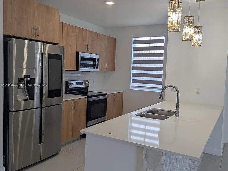 24721 SW 112th Ct — Photo 3