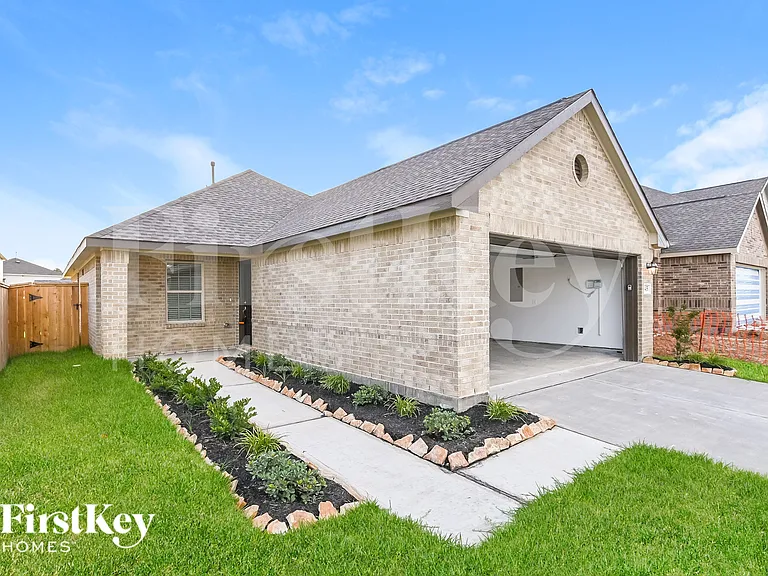18435 Summit Ranch Dr — Photo 2