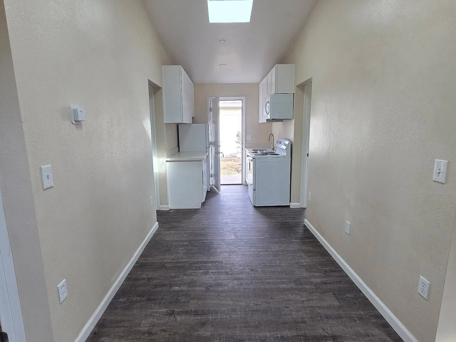 147 Orchard Ave — Photo 4
