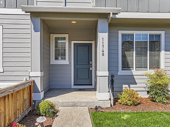 3rd image of 11748 NE 21st Way