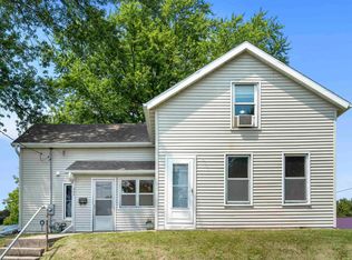 202 S Pine St, West Union, IA 52175