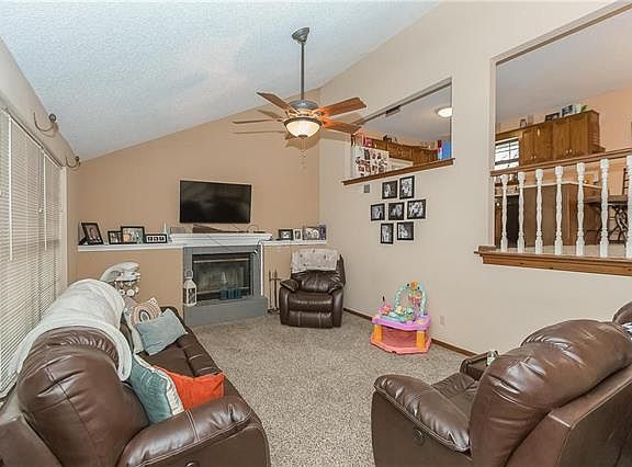 5th image of 6531 NW Sioux Dr