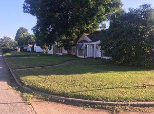1602 S 14th St, Chickasha, OK 73018