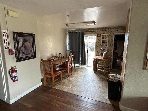 3rd image of 14 Madonna Dr