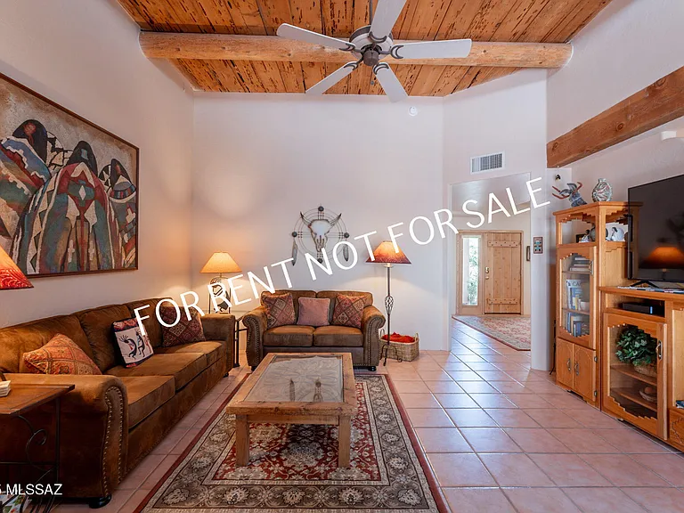 9876 N Ridge Shadow Pl — Photo 8