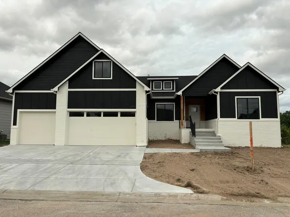 3010 E Sunflower Dr, Derby, KS 67037